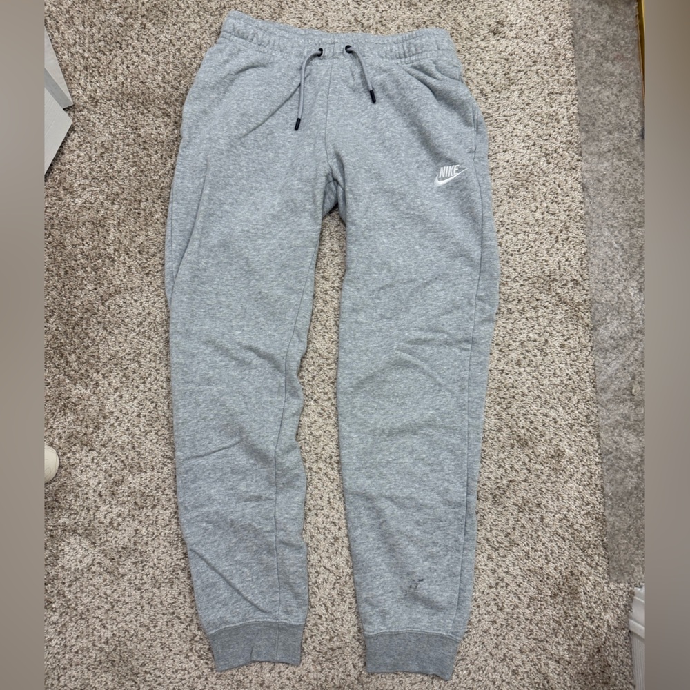 Nike Gray Jogger Sweatpants
